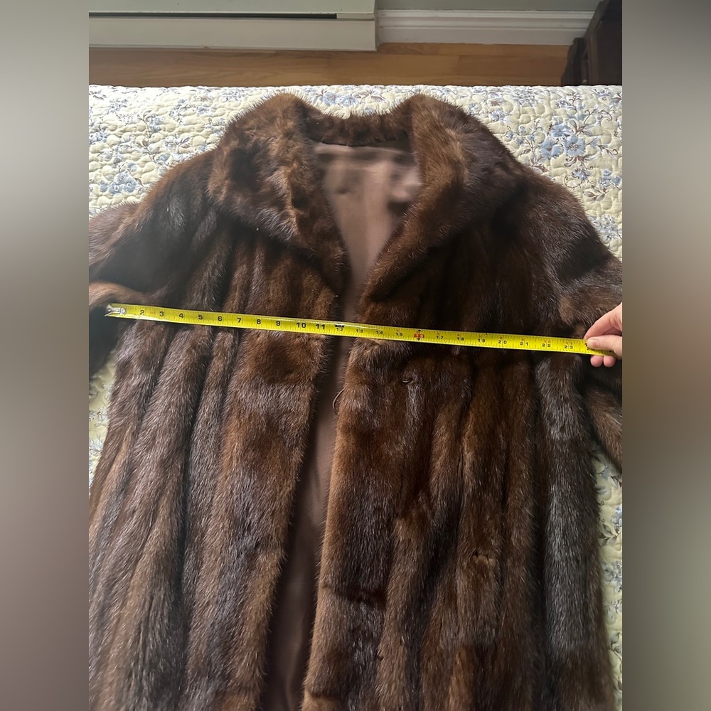 Custom Vintage 1980s Mink Fur Coat - Picture 4 of 8